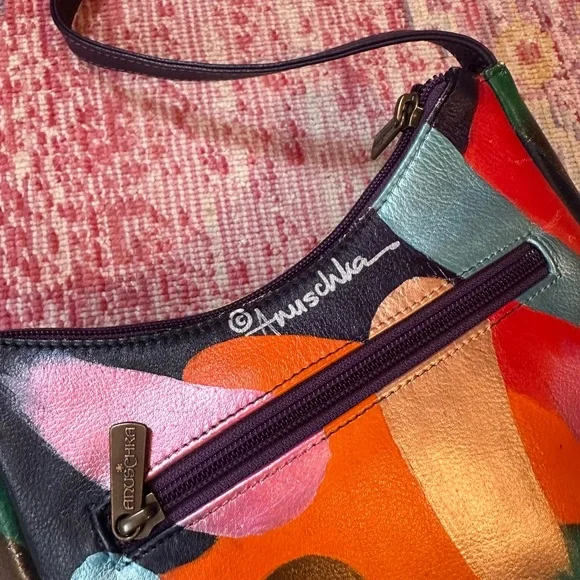 🎨 Darling Anushka Paint Splash! Purse 🌈👜 - Picture 3 of 14